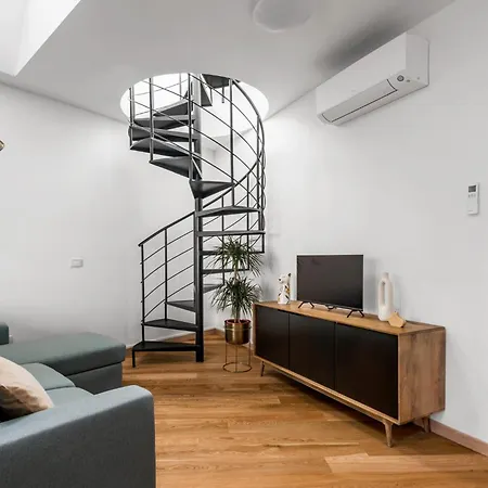 The Spiral Way - Trastevere Casa Con Terrazzo Daire *